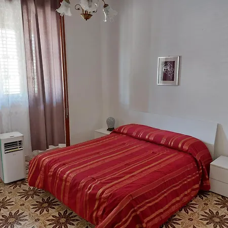 House Albachiara Οτράντο